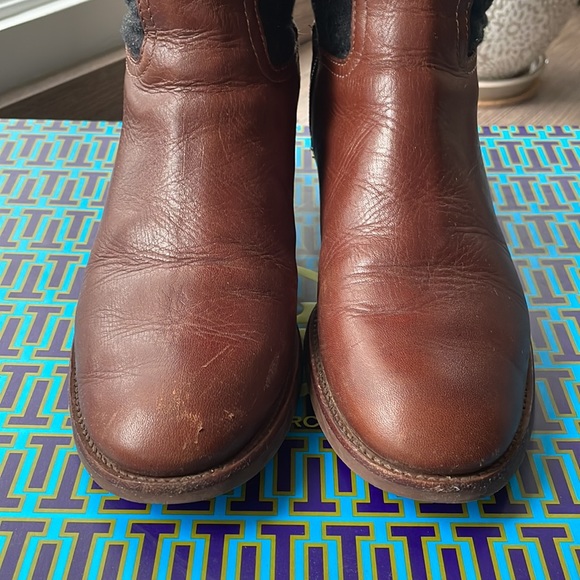 Tory Burch Rosalie 30mm Riding Boots, Almond/ Charcoal, Size 6.5 - Picture 4 of 14